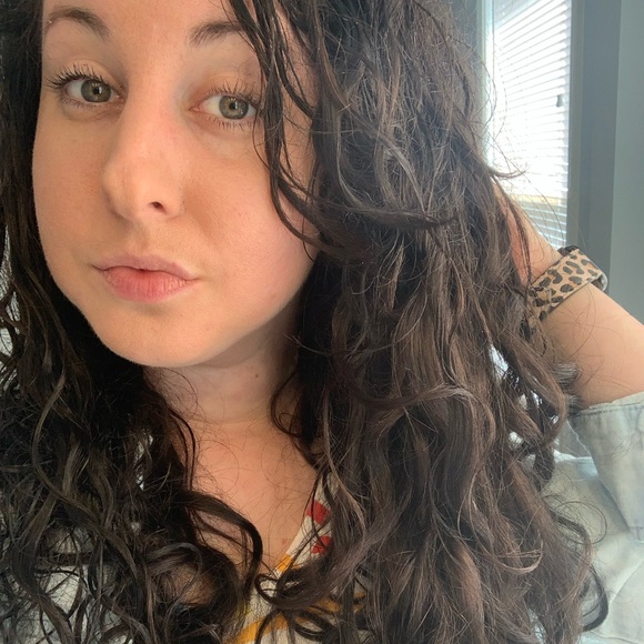 Meet your Posher, Sarah - Picture 1 of 1